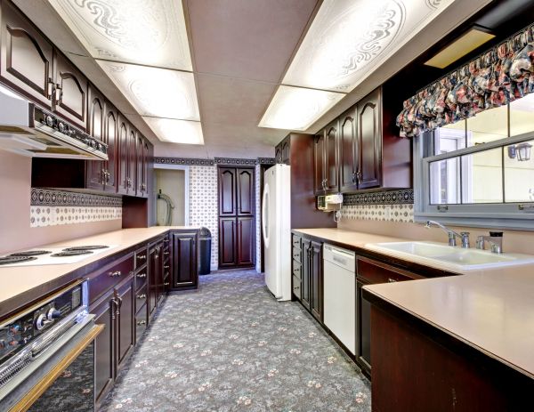 Kitchen Carpet Installation in Yukon